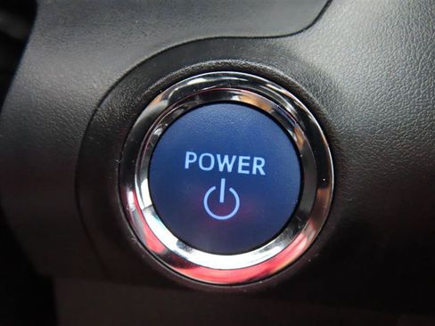Used 2021 Toyota Avalon XLE w/ Moonroof Package FWD image 19