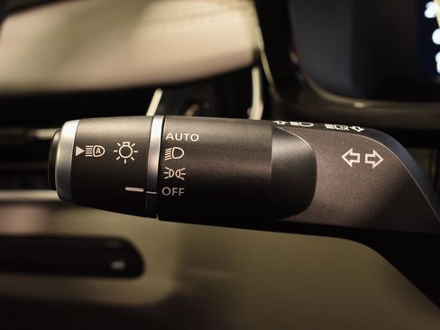 New 2026 INFINITI QX60 Luxe w/ Family Package image 18