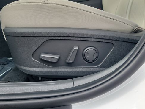 Used 2023 Hyundai Sonata SEL w/ Convenience Package image 18