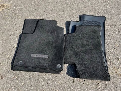 Used 2023 Kia Sorento LX image 40