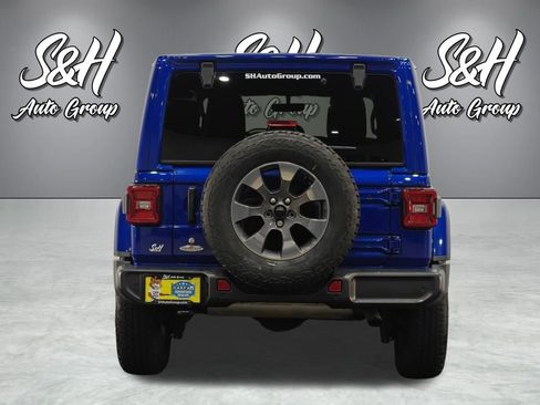 Used 2020 Jeep Wrangler Unlimited Sahara AWD/4WD image 18