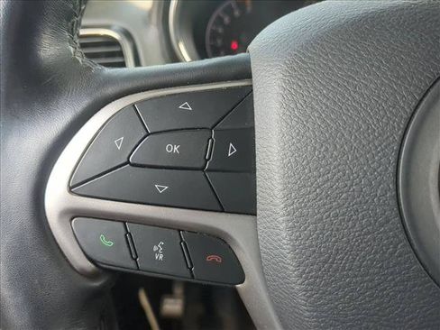 Used 2020 Jeep Grand Cherokee High Altitude AWD/4WD image 8