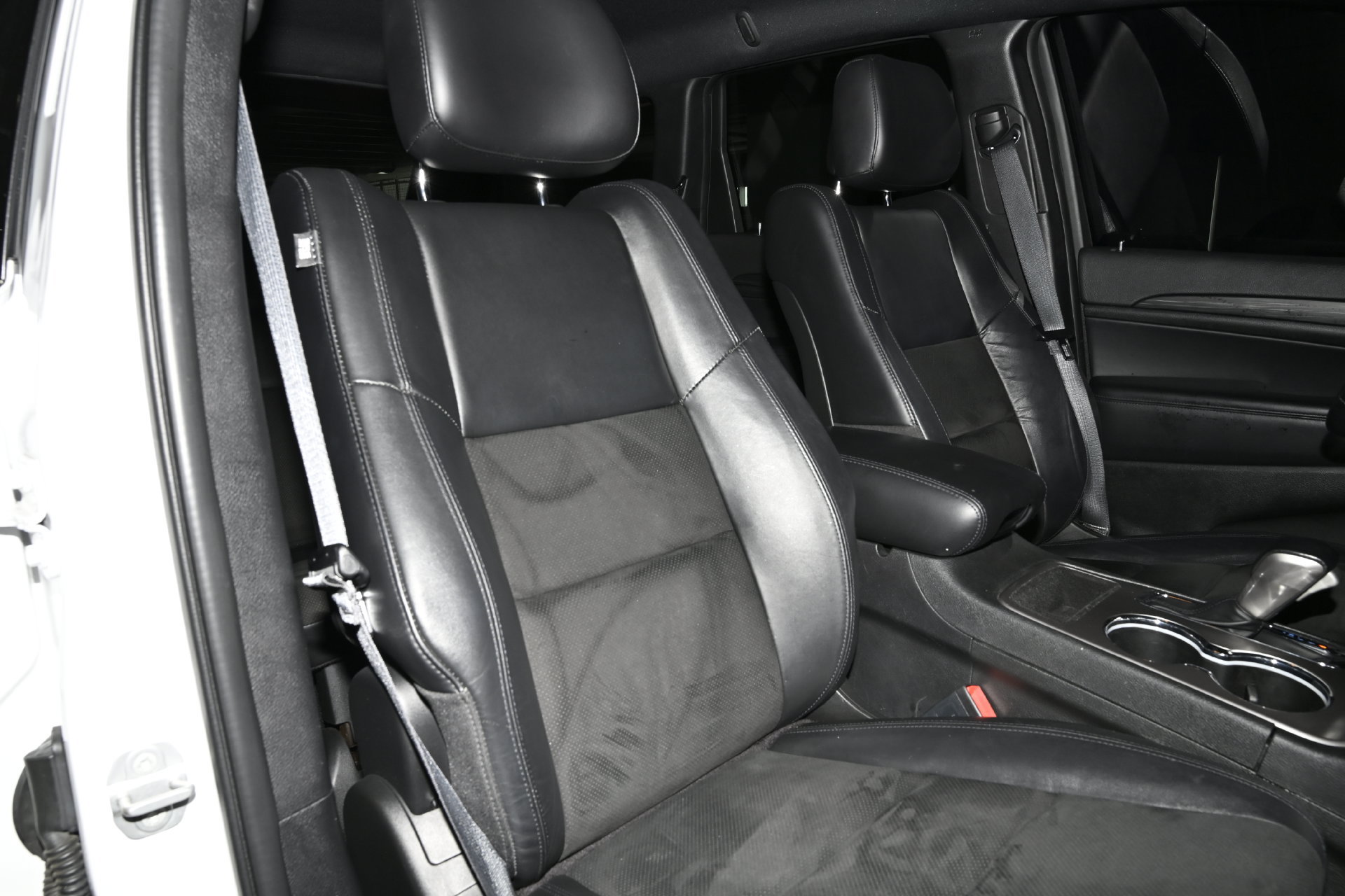 Used 2022 Jeep Grand Cherokee Laredo X AWD/4WD image 25