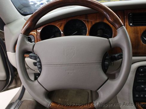 Used 2002 Jaguar XK8 Convertible RWD image 16