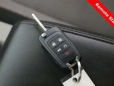 Used 2016 Chevrolet Equinox LT w/ Convenience Package FWD image 3