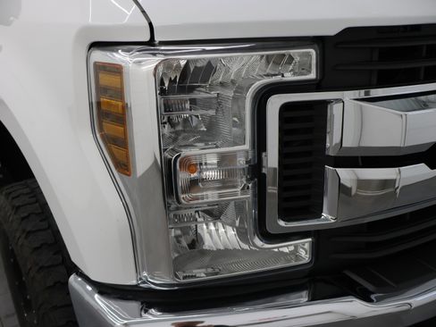 Used 2018 Ford F250 XLT AWD/4WD image 22