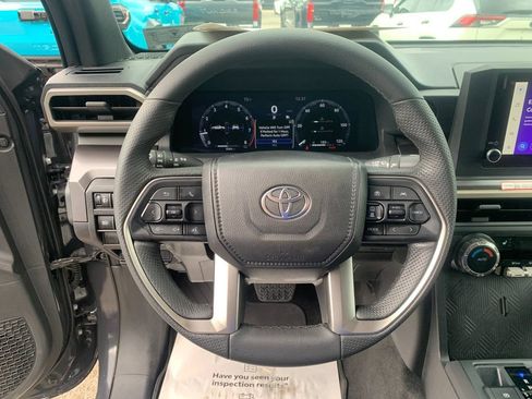 Used 2026 Toyota Tacoma TRD Off-Road AWD/4WD image 26