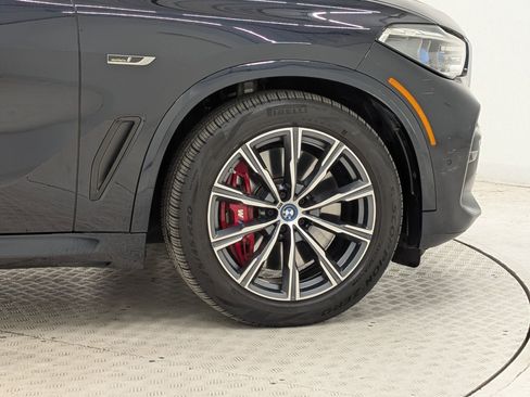 Used 2022 BMW X5 xDrive45e w/ M Sport Package image 12