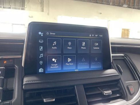 Used 2024 Chevrolet Suburban LT AWD/4WD image 16