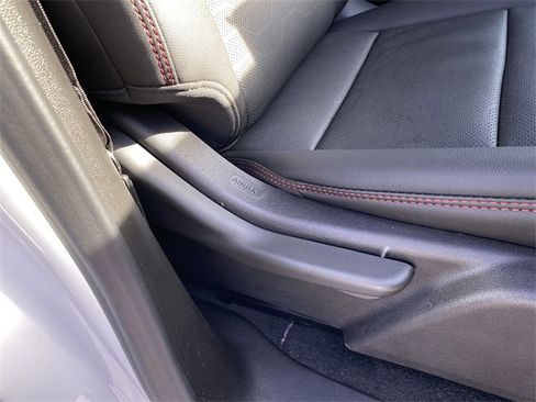 Used 2025 Chevrolet Colorado Z71 w/ Z71 Convenience Package 2 image 34