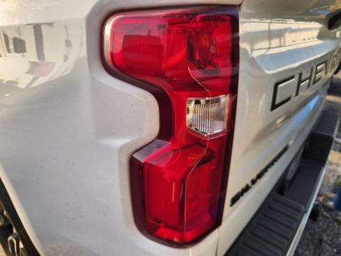 Used 2021 Chevrolet Silverado 1500 RST w/ Texas Edition Plus RWD image 4