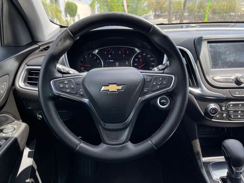 Used 2024 Chevrolet Equinox LT FWD image 12