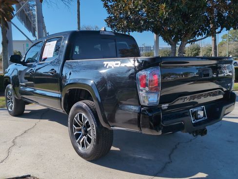 Certified 2023 Toyota Tacoma TRD Sport image 8