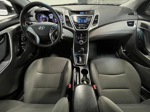 Used 2016 Hyundai Elantra SE FWD image 17