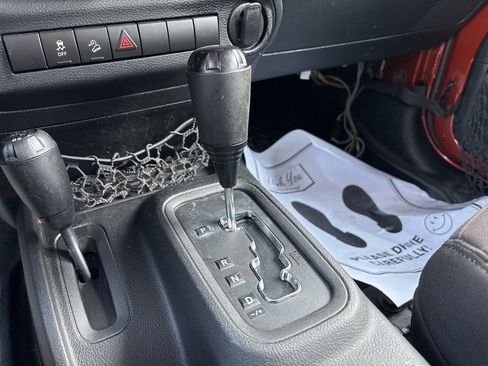 Used 2014 Jeep Wrangler Unlimited Sport w/ Trailer Tow Group image 28