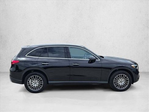 Certified 2026 Mercedes-Benz GLC 300 image 4