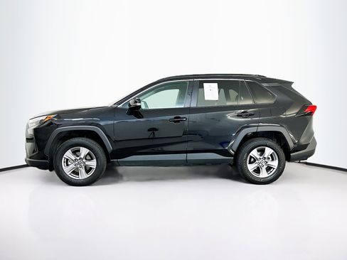 Used 2025 Toyota RAV4 XLE image 4