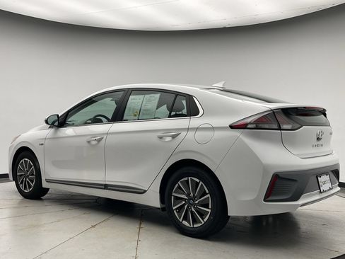 Used 2020 Hyundai Ioniq Limited FWD image 3