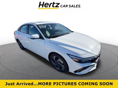 Used 2025 Hyundai Elantra Limited