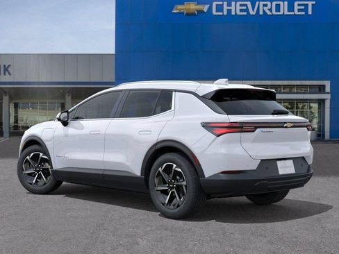 New 2026 Chevrolet Equinox EV LT FWD image 3