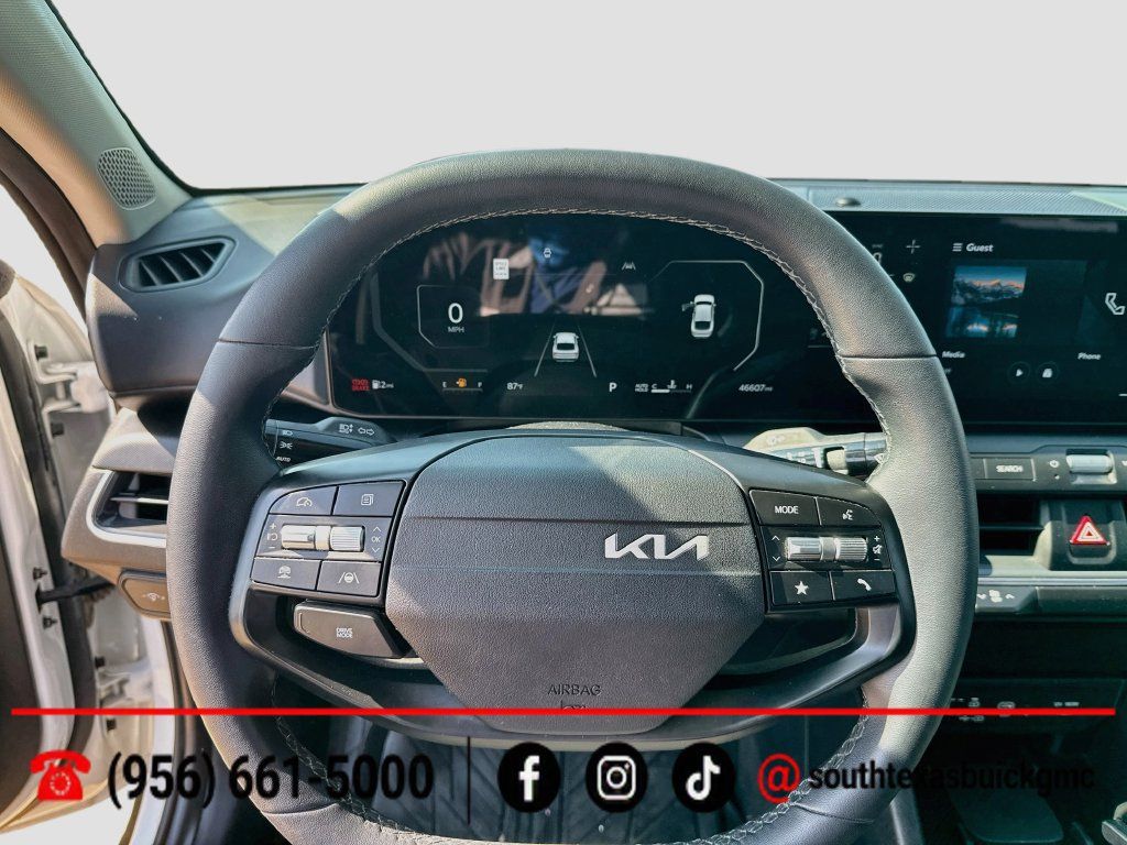 Used 2025 Kia K4 EX FWD image 14