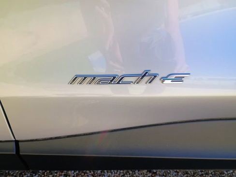 Used 2021 Ford Mustang Mach-E Select image 21