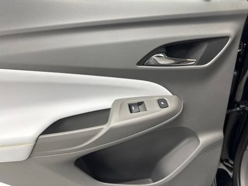 Used 2023 Chevrolet Bolt EUV Premier FWD image 23