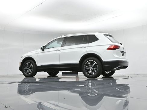 Used 2019 Volkswagen Tiguan SEL image 54