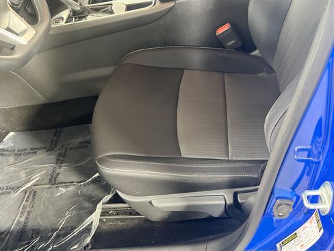 Used 2020 Nissan Sentra SV FWD image 18