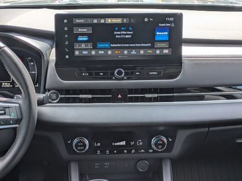 Used 2025 Mitsubishi Outlander SE AWD/4WD image 19