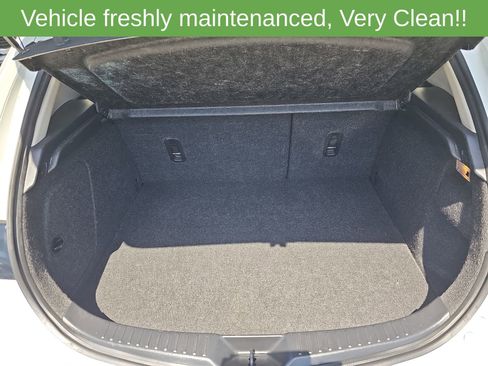 Used 2012 MAZDA MAZDA3 i Touring FWD image 12