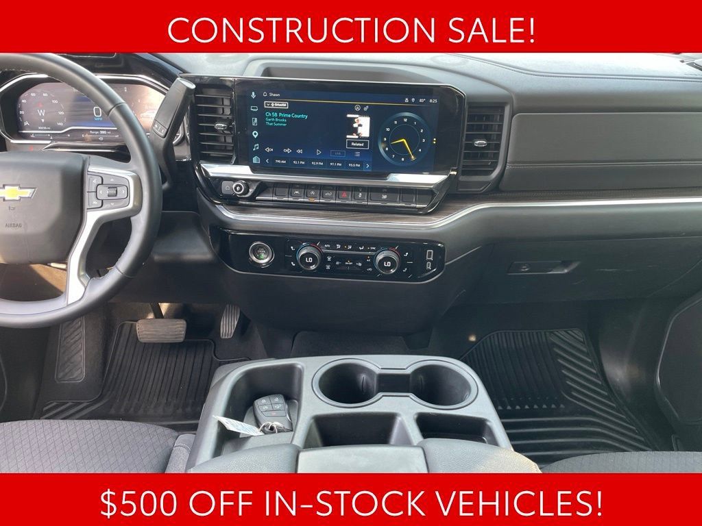 Used 2024 Chevrolet Silverado 1500 LT AWD/4WD image 11