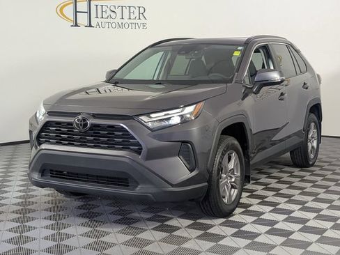 Used 2024 Toyota RAV4 XLE w/ Convenience Package FWD image 4