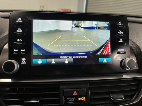 Used 2019 Honda Accord EX image 29