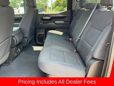 Used 2023 Chevrolet Silverado 1500 LT AWD/4WD image 15