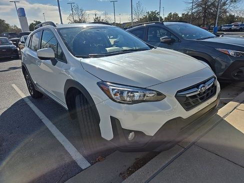Used 2023 Subaru Crosstrek 2.0i Premium w/ Popular Package #2 image 2