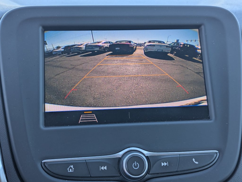 Used 2021 Chevrolet Equinox LS AWD/4WD image 14