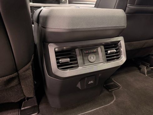 Used 2026 Ford F250 Platinum AWD/4WD image 27