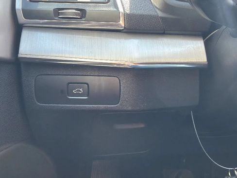 Used 2023 Volvo XC90 B5 Core AWD/4WD image 15