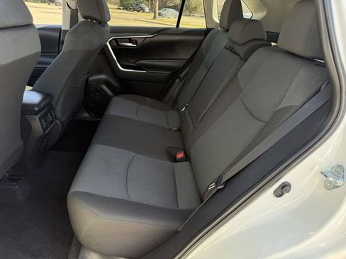 Certified 2025 Toyota RAV4 XLE image 27