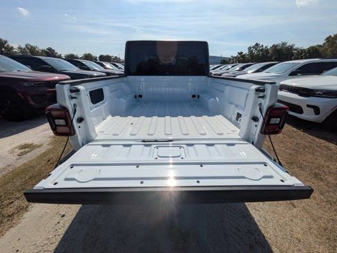 New 2026 Jeep Gladiator Willys image 11