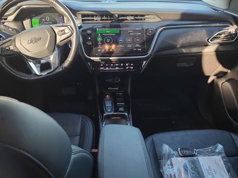 Certified 2022 Chevrolet Bolt EUV Premier w/ Super Cruise Package image 7