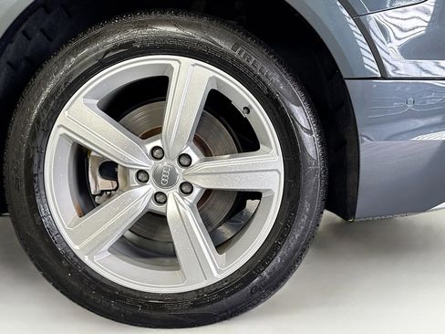 Used 2019 Audi e-tron Premium Plus w/ Cold Weather Package image 30