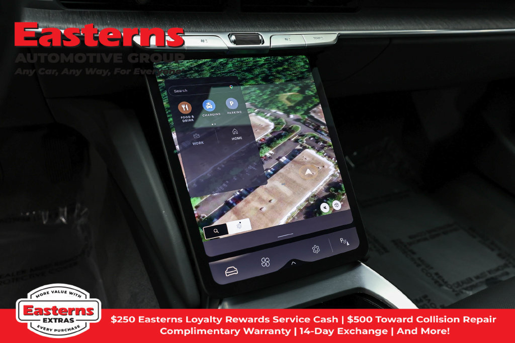 Used 2024 Lucid Air Pure RWD image 20