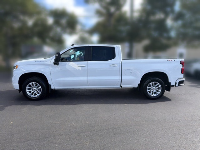 Used 2024 Chevrolet Silverado 1500 RST w/ Convenience Package II AWD/4WD image 4
