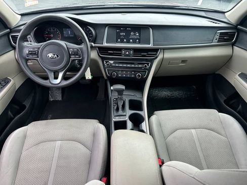 Used 2018 Kia Optima LX FWD image 24