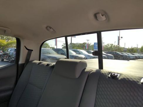 Used 2021 Toyota Tacoma SR w/ SR Convenience Package image 28