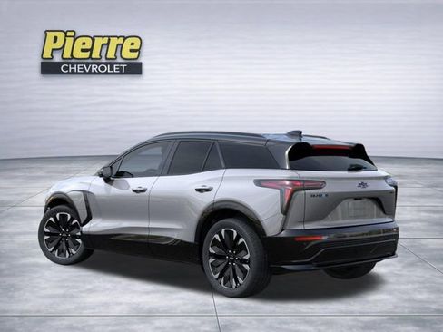 New 2026 Chevrolet Blazer EV RS image 3