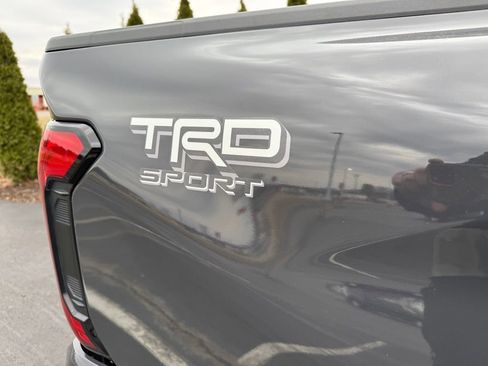 Used 2024 Toyota Tacoma TRD Sport image 9