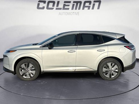 Used 2025 Nissan Murano SL w/ Cargo Package image 2
